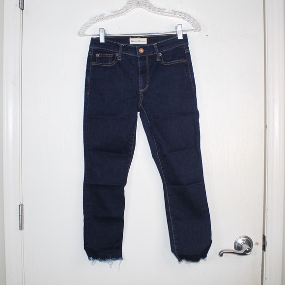 Gap Dark Wash True Skinny Jeans — Size 25P - Picture 3 of 8